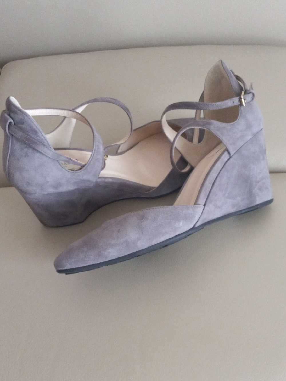 Cole Haan Gray Suede Architectural Wedge Heels with Buckled Ankle Strap Size 7.5 - Picture 3 of 16